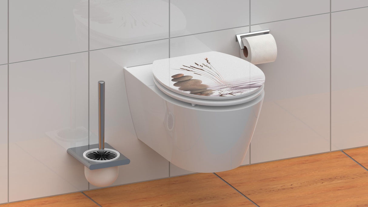 Högblank mönstrad toalettsits universal med trĂ€kĂ€rna - BĂTTRE. CC-mĂ„tt: 130-185mm LĂ€ngd: 425-475mm Bredd: 370mm.