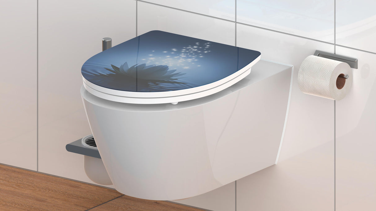 Högblank mönstrad toalettsits universal i Duroplast - BĂST. CC-mĂ„tt: 90-190mm LĂ€ngd: 435-490mm Bredd: 374mm.